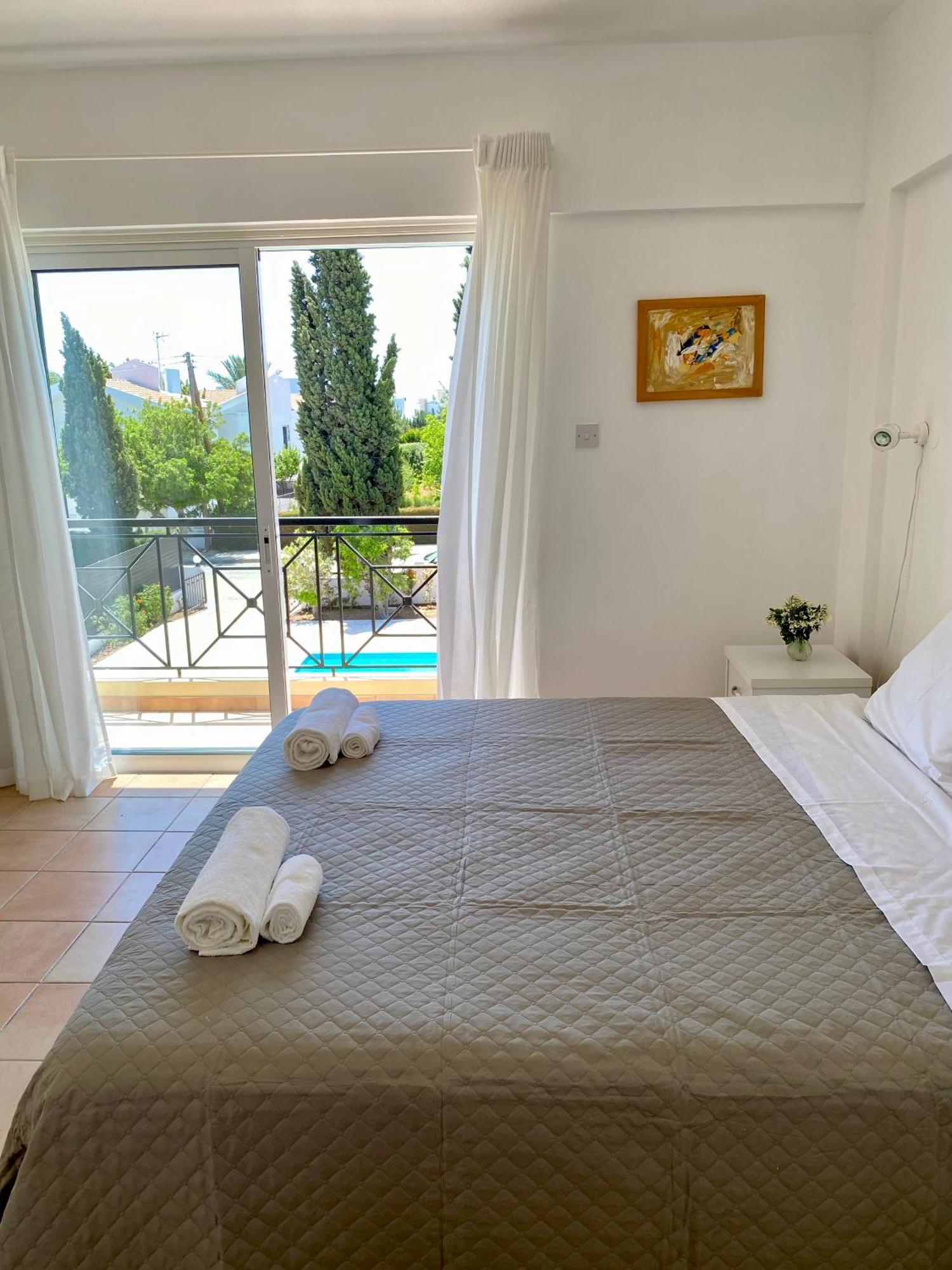 Villa Lorena Protaras Exterior photo